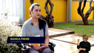 Bianca Freire, paciente do SARAH Brasília em entrevista à TV Brasil (Captura de tela – crédito: TV Brasil) Bianca Freire, paciente do SARAH Brasília em entrevista à TV Brasil (Captura de tela – crédito: TV Brasil)